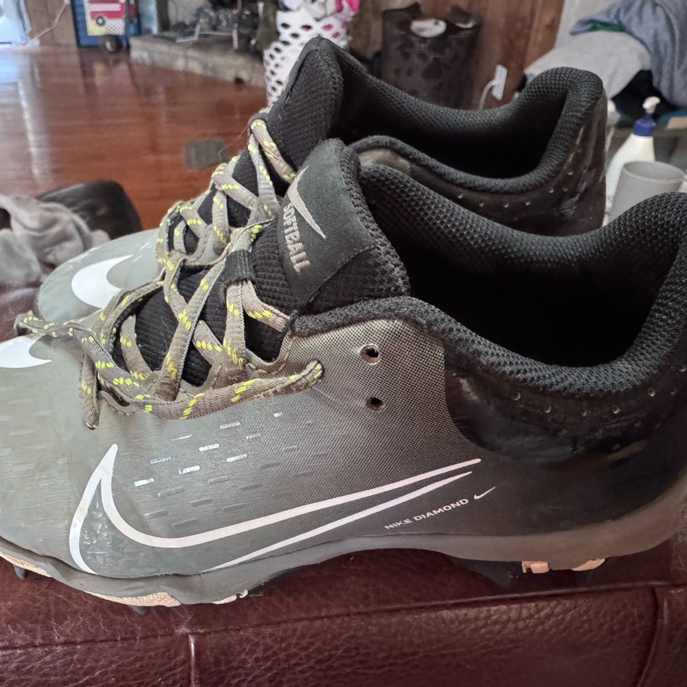 Nike Black and Gray Athletic Shoes